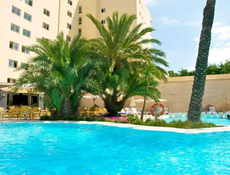Hotel Girasol
