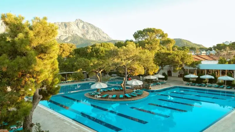 Crystal Prestige Elite Hotel
