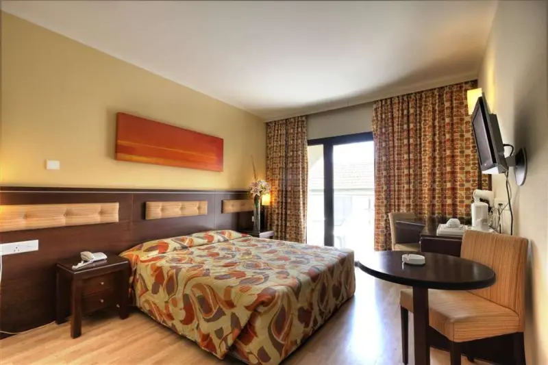 Livadhiotis City Hotel