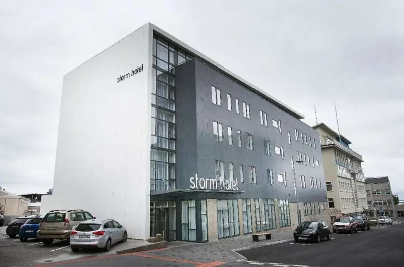 Storm Hotel