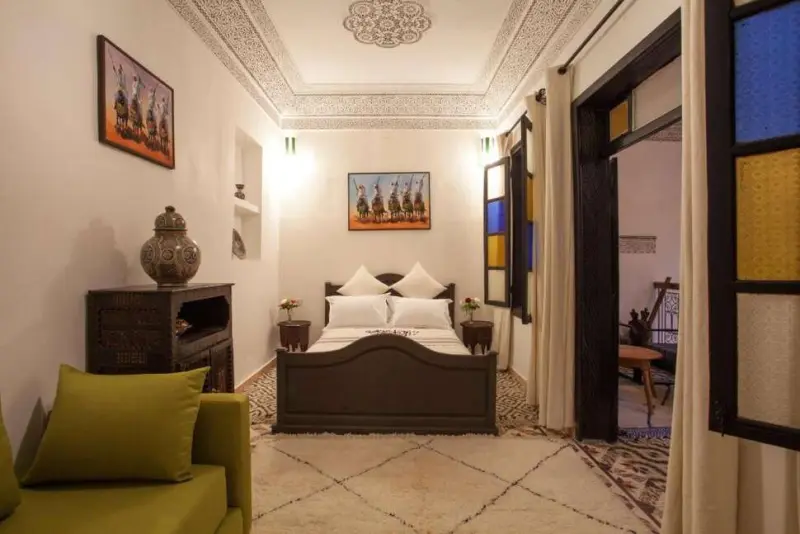 RIAD 111