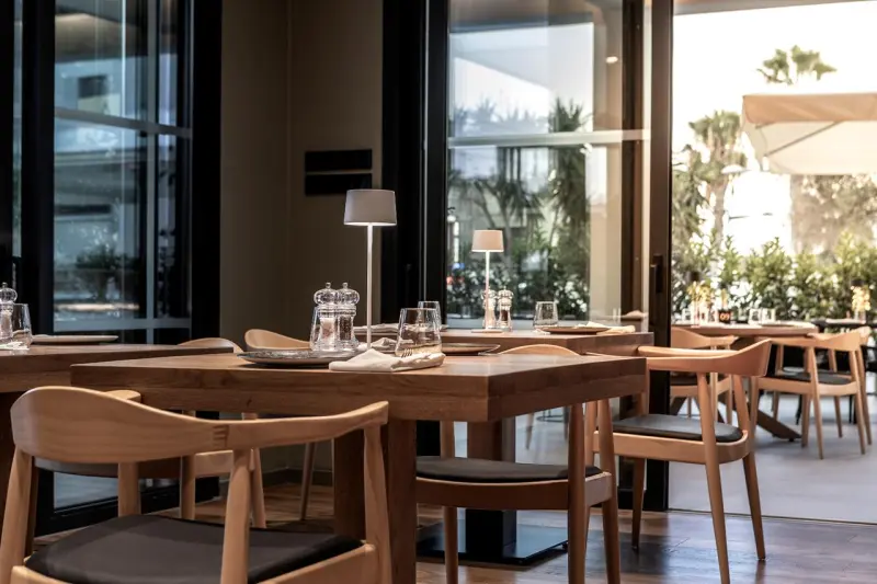 Anemi Hotel & Suites
