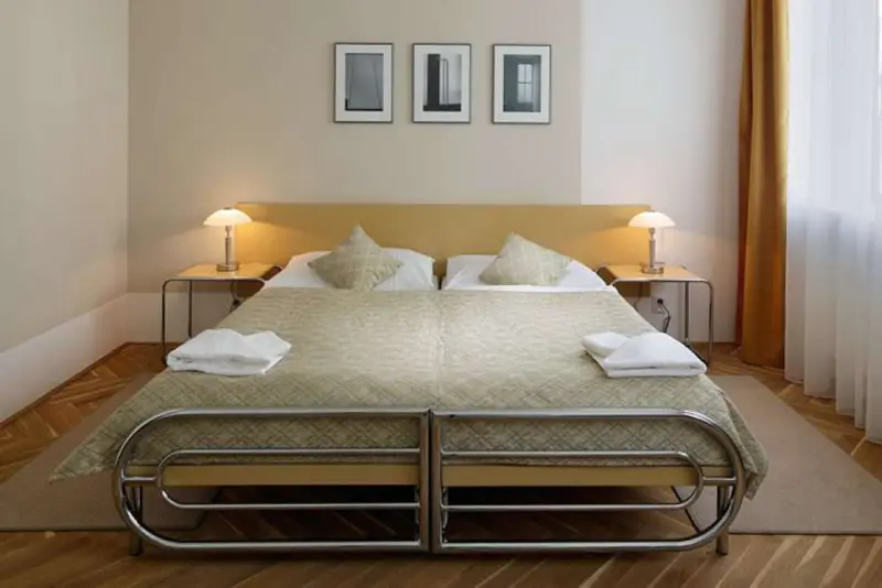 Hotel AXA