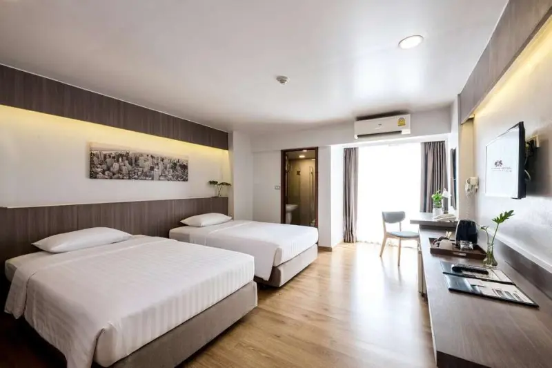 TK. Palace Hotel & Convention