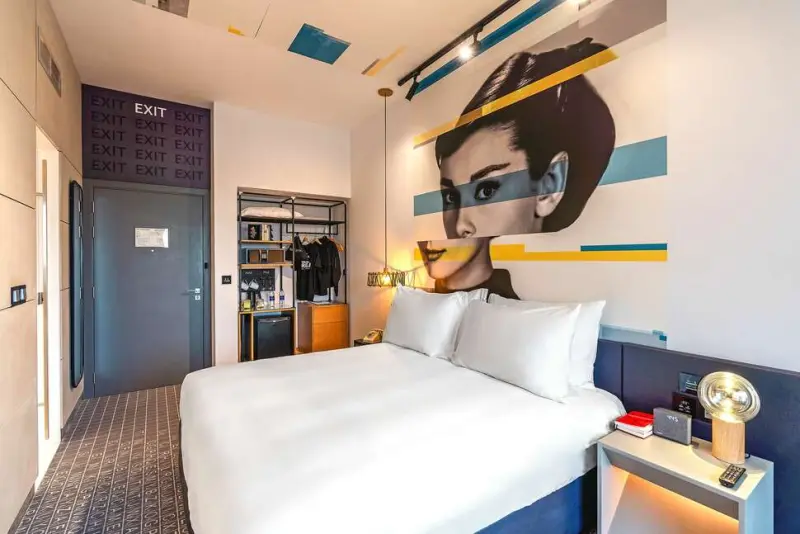 Studio One Hotel