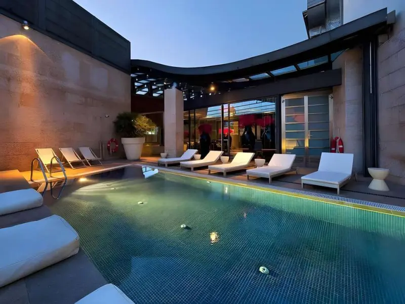 Hotel Urban