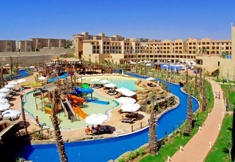 Coral Sea Aqua Club Resort