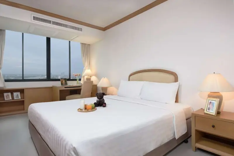 Riverine Place Hotel and Residence