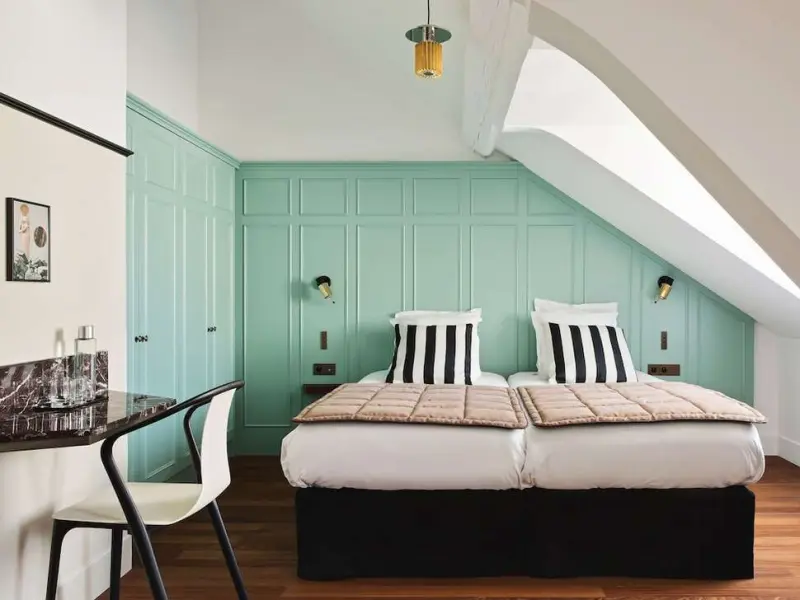New Hotel Lafayette