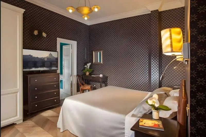 Anahi Hotel