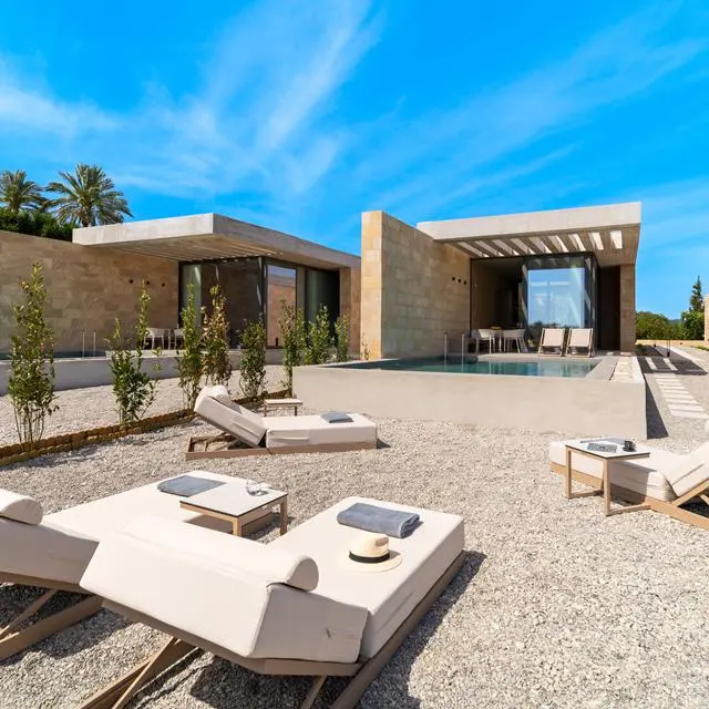 Linear Cabanon Kallithea Luxury Villas