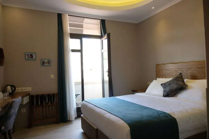 Galatahan Hotel