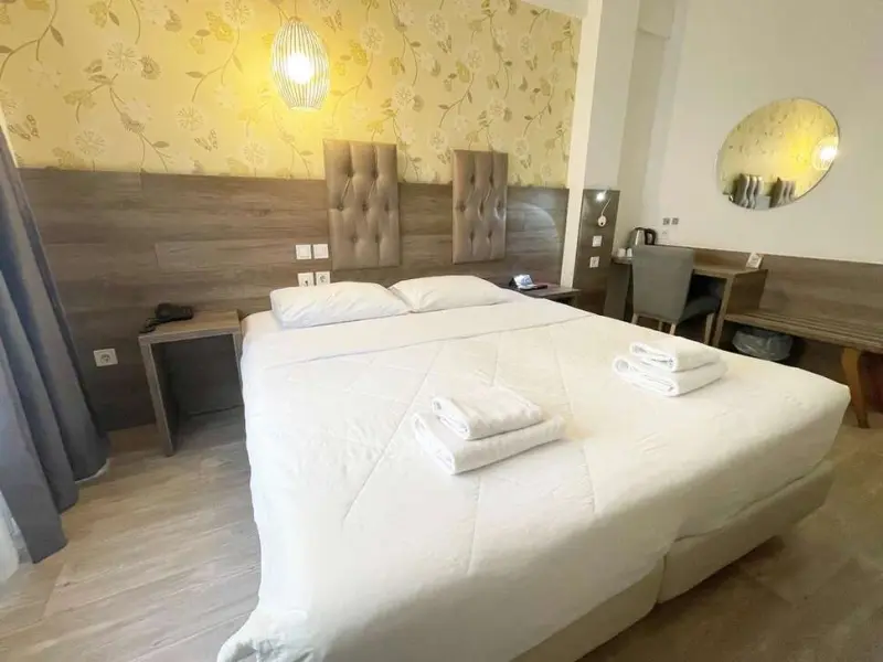 Metropolitan Hotel
