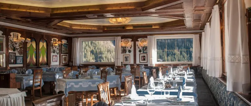 Hotel Ristorante Ai Pini