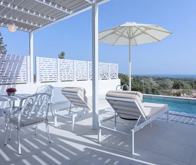 Dionysos Suites