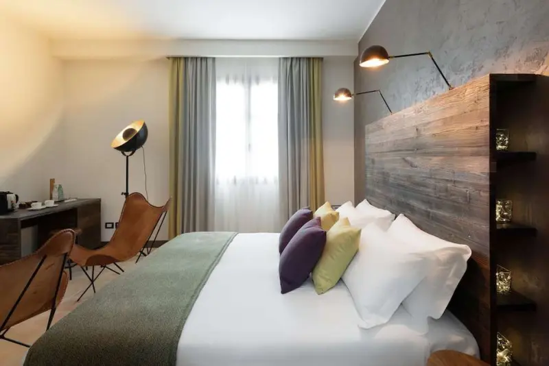Momentum Resort