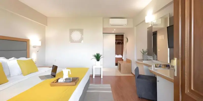 La Piscine Art Hotel