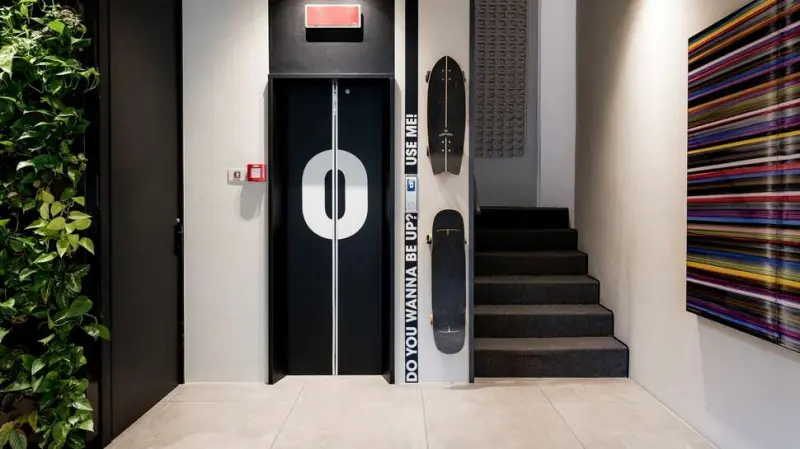 Up Hotel