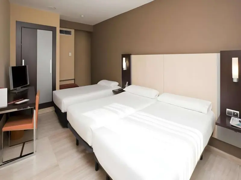 Hotel ILUNION Almirante