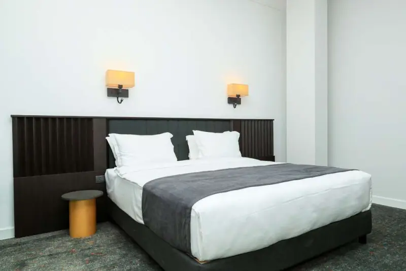 Pine Astoria Hotel