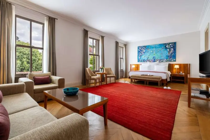 Tomtom Suites, an SLH Hotel
