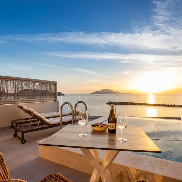 Almyra Boutique Suites