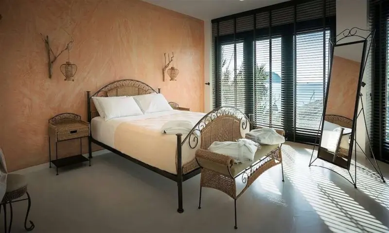 Gloria Maris Hotel