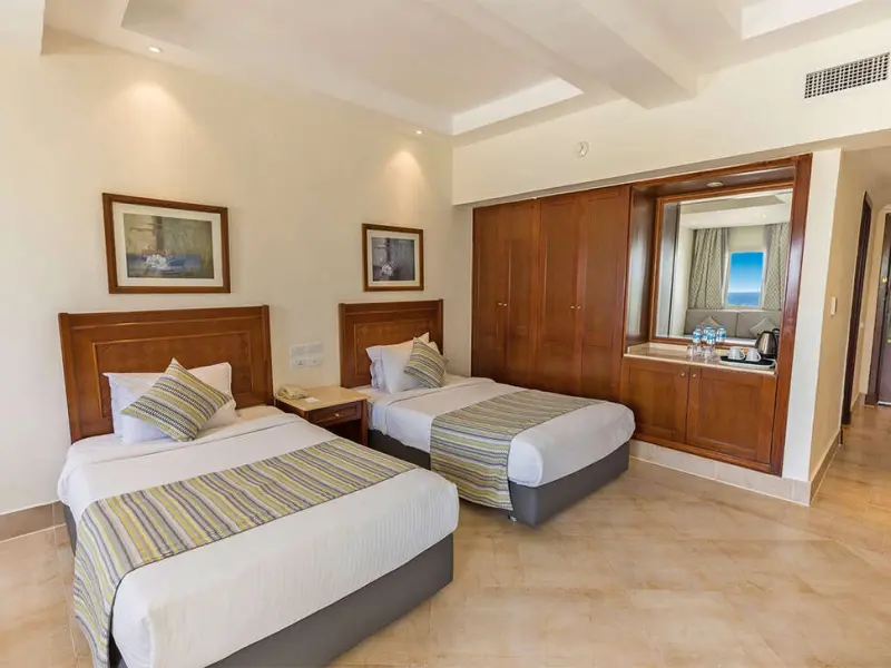 Sunrise Select Diamond Beach Resort