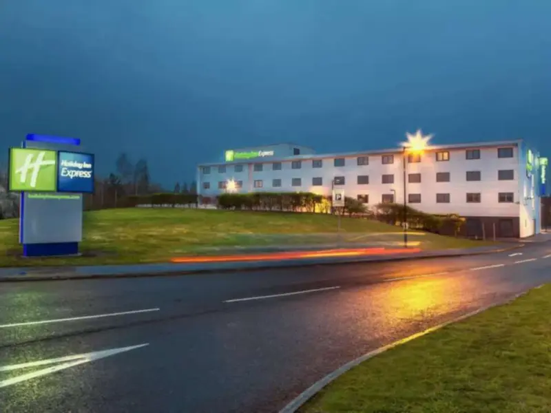 Holiday Inn Express Manchester Airport by IHG