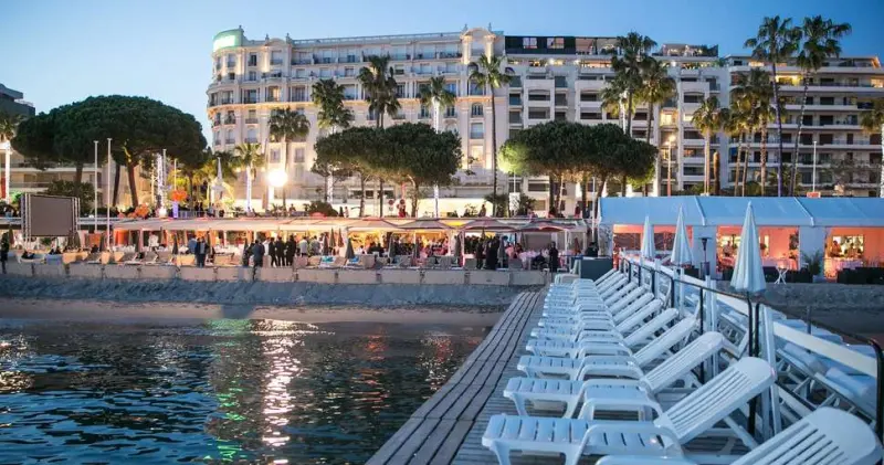 Croisette Beach Hotel Cannes - MGallery Collection