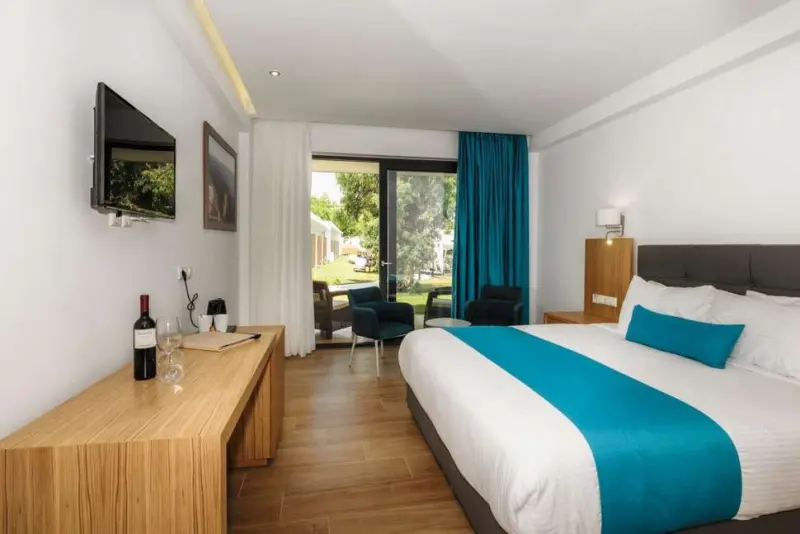 Cavo Orient Beach Hotel & Suites