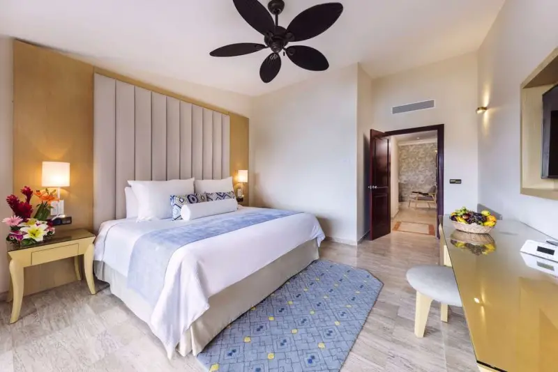 Grand Palladium White Sand Resort & Spa, a Registry Collectin Hotel