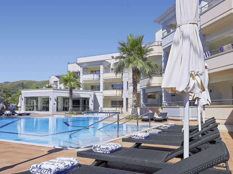 Molos Bay Hotel