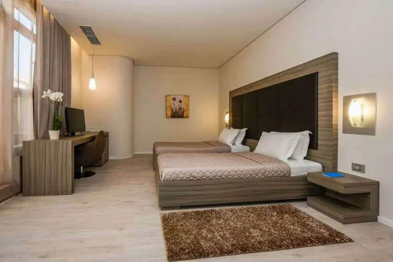 Sky Hotel Tirana