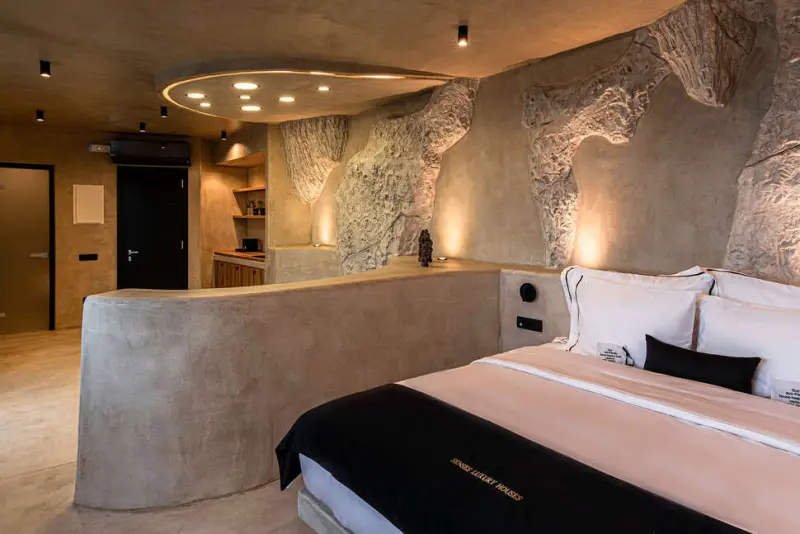 Senses Luxury Houses