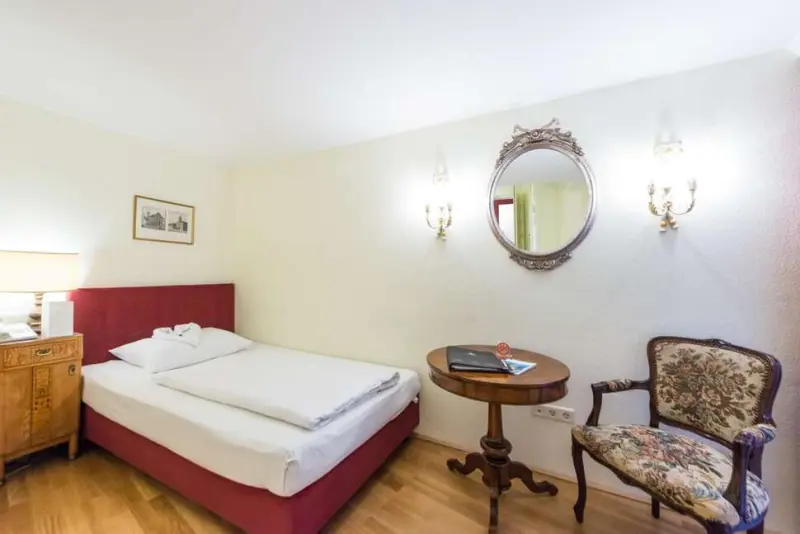 Hotel Royal