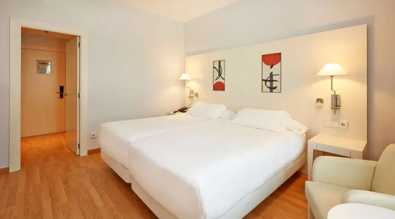Hotel NH Valencia Las Artes