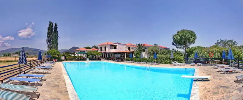 Hotel Pela