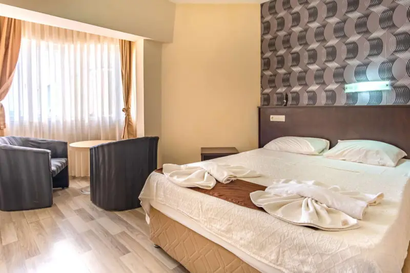 Green Gold Hotel