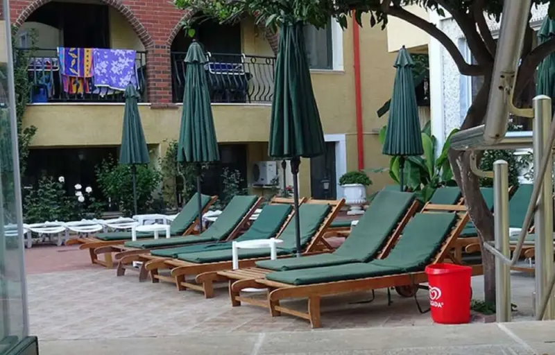 Maxwell Holiday Club