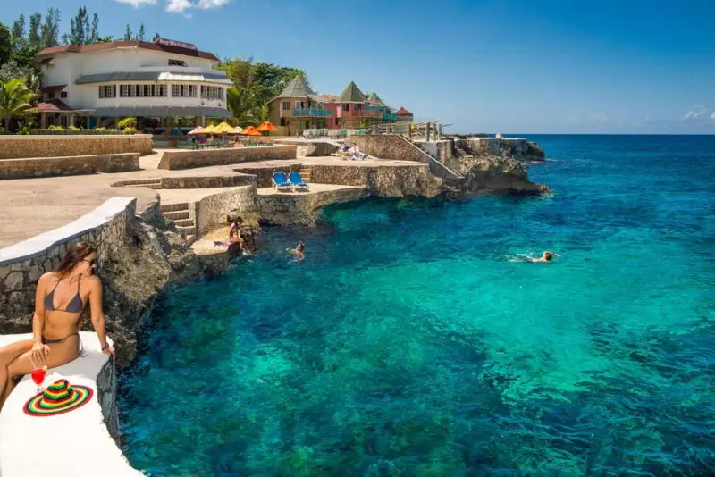 Samsara Cliff Hotel