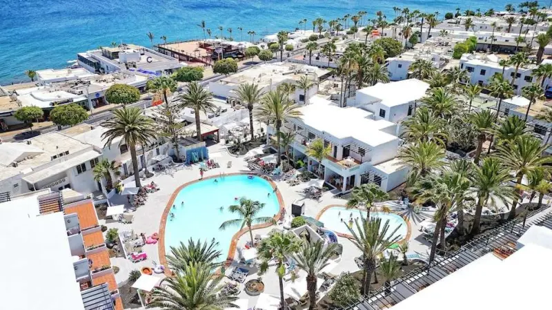 Playa Club Apartments
