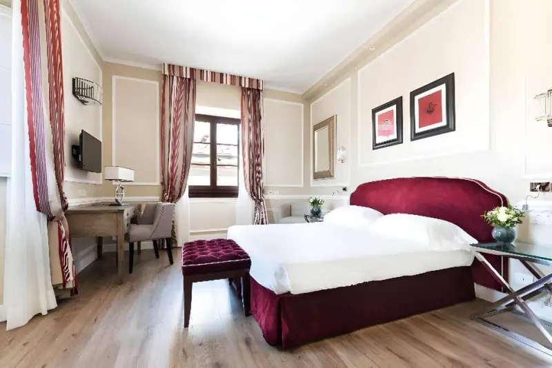 FH55 - Hotel Calzaiuoli
