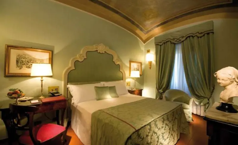 Hotel Canada