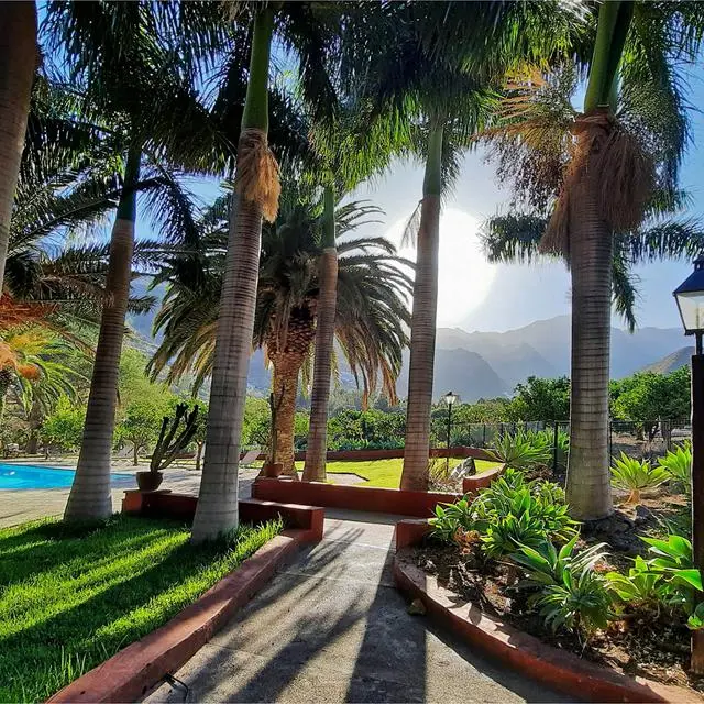 Hotel Rural Las Longueras