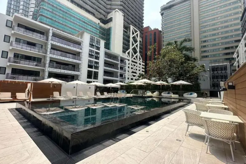 Floral Court Hotel & Residence Sukhumvit 13