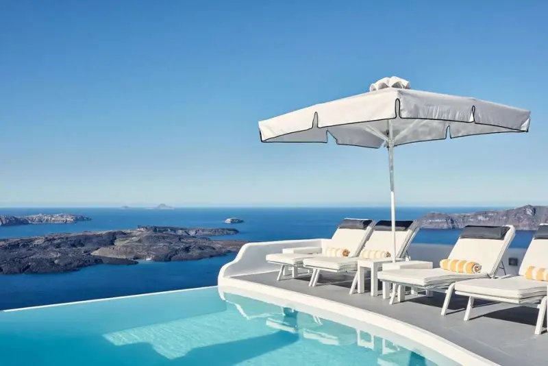 Chromata Hotel