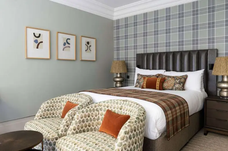 The Tophams Hotel