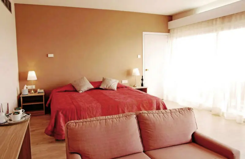 Poseidonia Beach Hotel