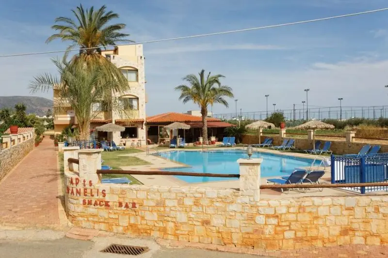 Danelis Studios & Apartments 3+